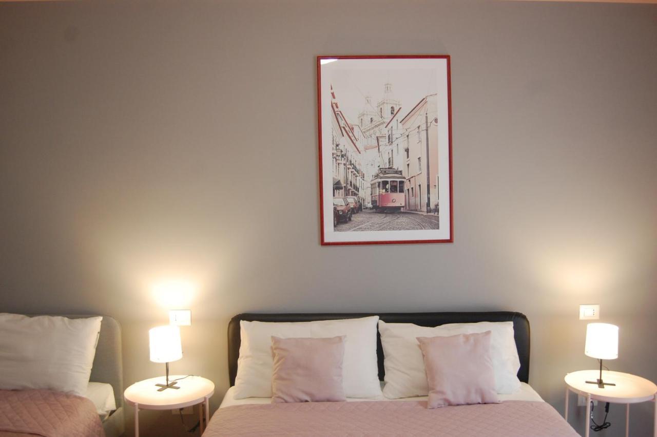 Dimora 81 Bed & Breakfast Syracuse ภายนอก รูปภาพ